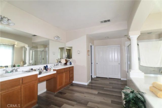 2442 Old Windmill Court, Riverside, CA 92503