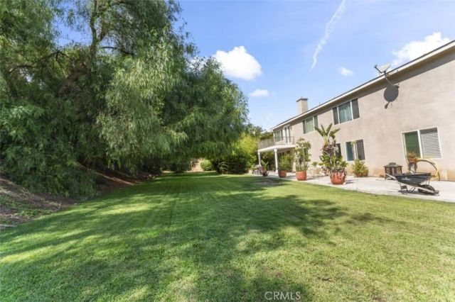 2442 Old Windmill Court, Riverside, CA 92503