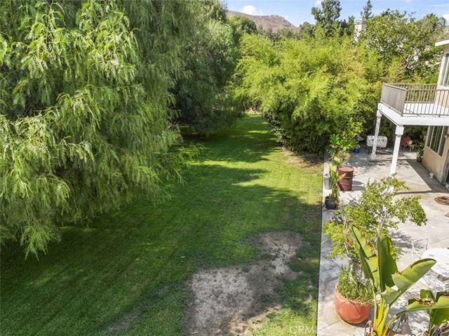 2442 Old Windmill Court, Riverside, CA 92503