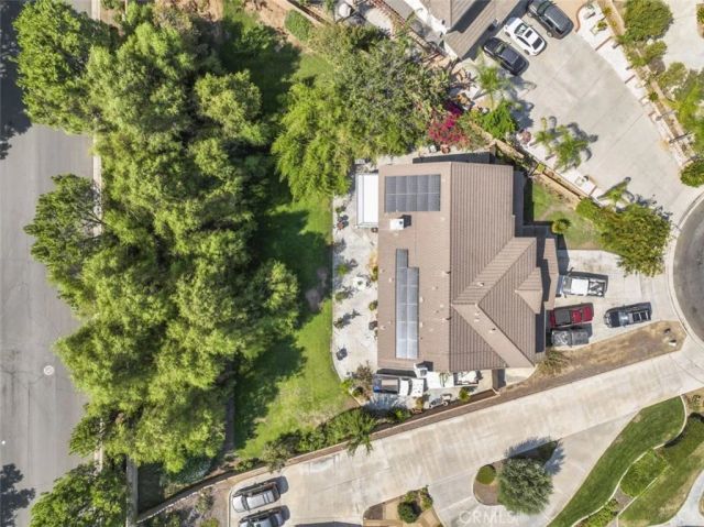 2442 Old Windmill Court, Riverside, CA 92503