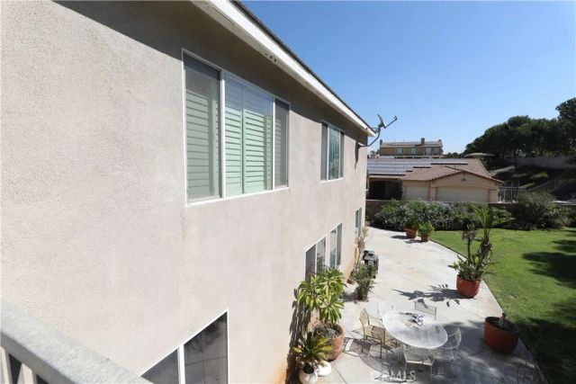 2442 Old Windmill Court, Riverside, CA 92503