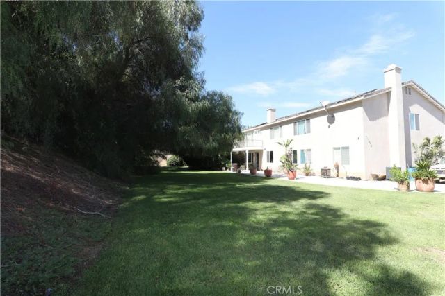 2442 Old Windmill Court, Riverside, CA 92503