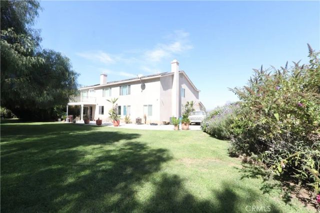 2442 Old Windmill Court, Riverside, CA 92503