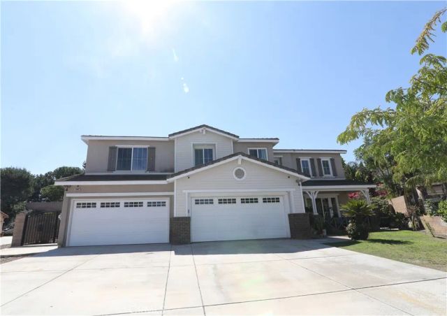 2442 Old Windmill Court, Riverside, CA 92503