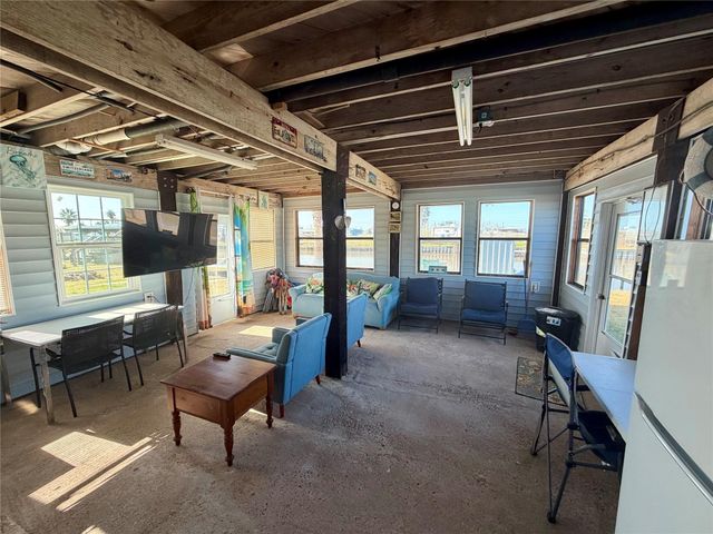 26390 Fm 457, Bay City, TX 77414