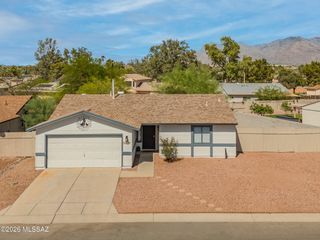 2700 W Firebrook Road, Tucson, AZ 85741