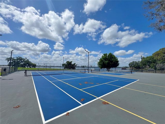 715 MAGNOLIA PLACE, Winter Haven, FL 33884