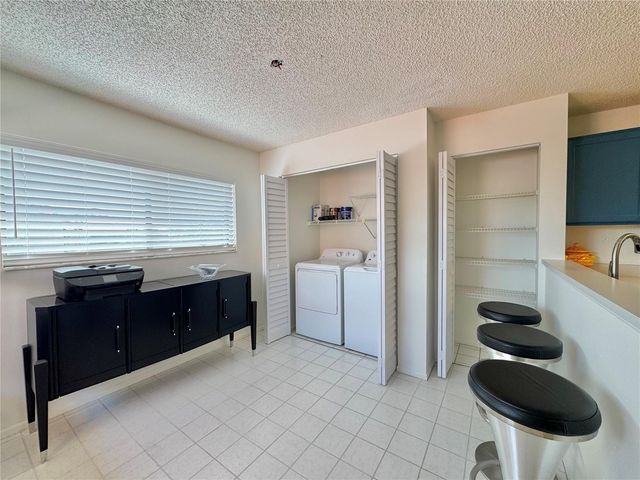 715 MAGNOLIA PLACE, Winter Haven, FL 33884