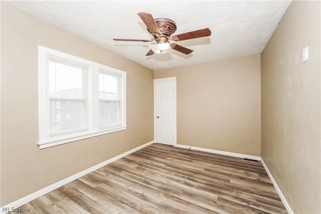 2021 W 93rd Street, Cleveland, OH 44102