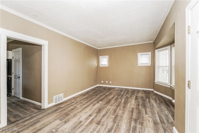 2021 W 93rd Street, Cleveland, OH 44102