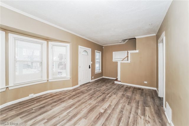 2021 W 93rd Street, Cleveland, OH 44102