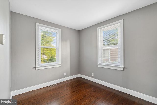 60 LINDALE AVE, Williamstown, NJ 08094