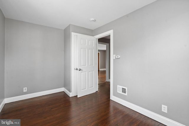 60 LINDALE AVE, Williamstown, NJ 08094