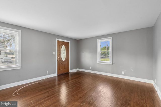 60 LINDALE AVE, Williamstown, NJ 08094