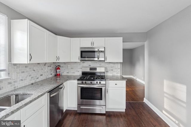 60 LINDALE AVE, Williamstown, NJ 08094