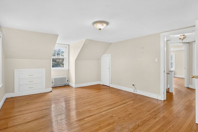 82 Biltmore St, Springfield, MA 01108