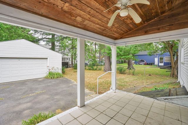 82 Biltmore St, Springfield, MA 01108
