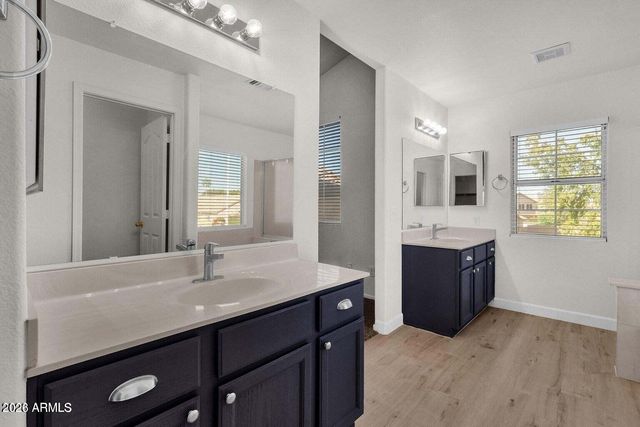 822 N NAPLES Drive, Chandler, AZ 85226