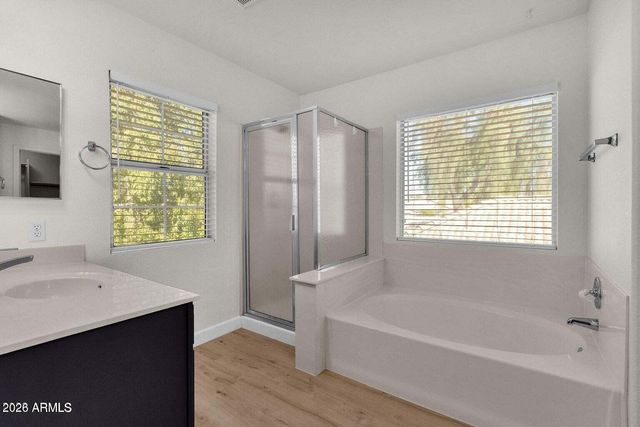 822 N NAPLES Drive, Chandler, AZ 85226