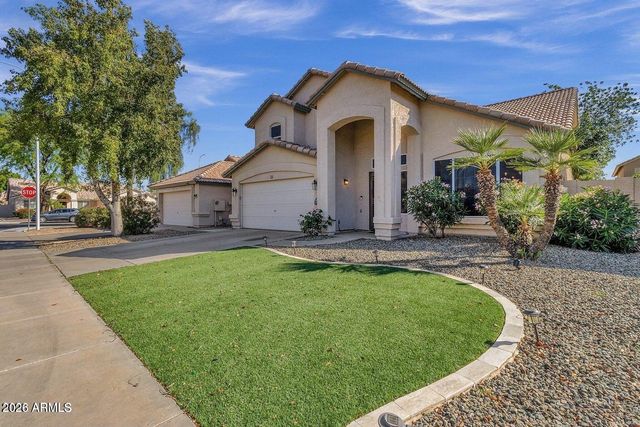 822 N NAPLES Drive, Chandler, AZ 85226
