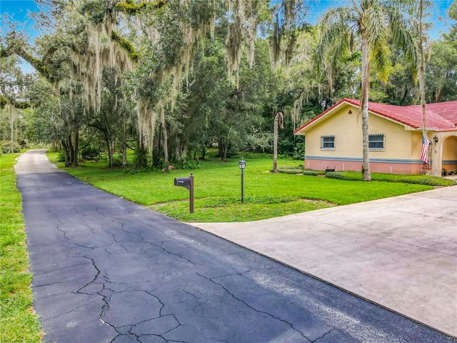 2269 COUNTRY CLUB DRIVE, Deland, FL 32724