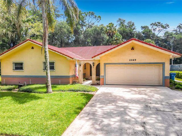 2269 COUNTRY CLUB DRIVE, Deland, FL 32724