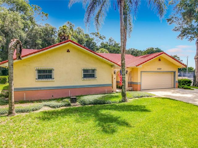 2269 COUNTRY CLUB DRIVE, Deland, FL 32724
