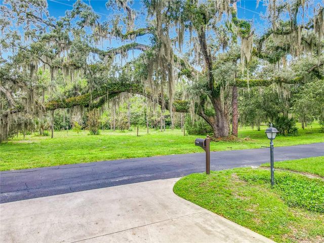2269 COUNTRY CLUB DRIVE, Deland, FL 32724