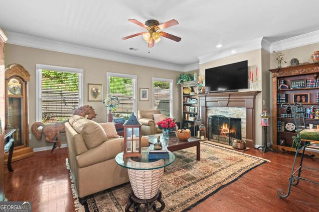 220 Water Oak Place, Alpharetta, GA 30009