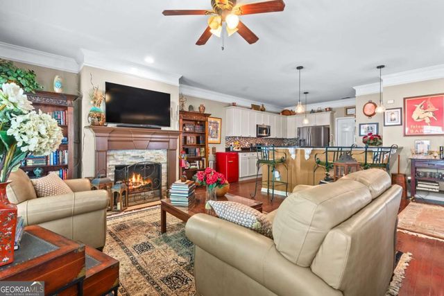 220 Water Oak Place, Alpharetta, GA 30009