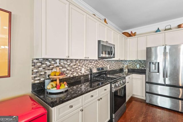 220 Water Oak Place, Alpharetta, GA 30009