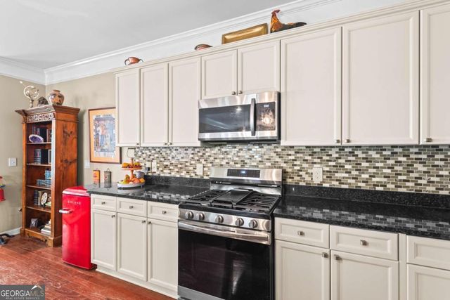 220 Water Oak Place, Alpharetta, GA 30009