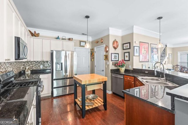 220 Water Oak Place, Alpharetta, GA 30009