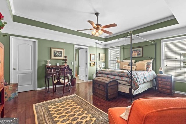 220 Water Oak Place, Alpharetta, GA 30009