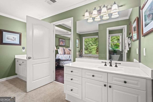 220 Water Oak Place, Alpharetta, GA 30009