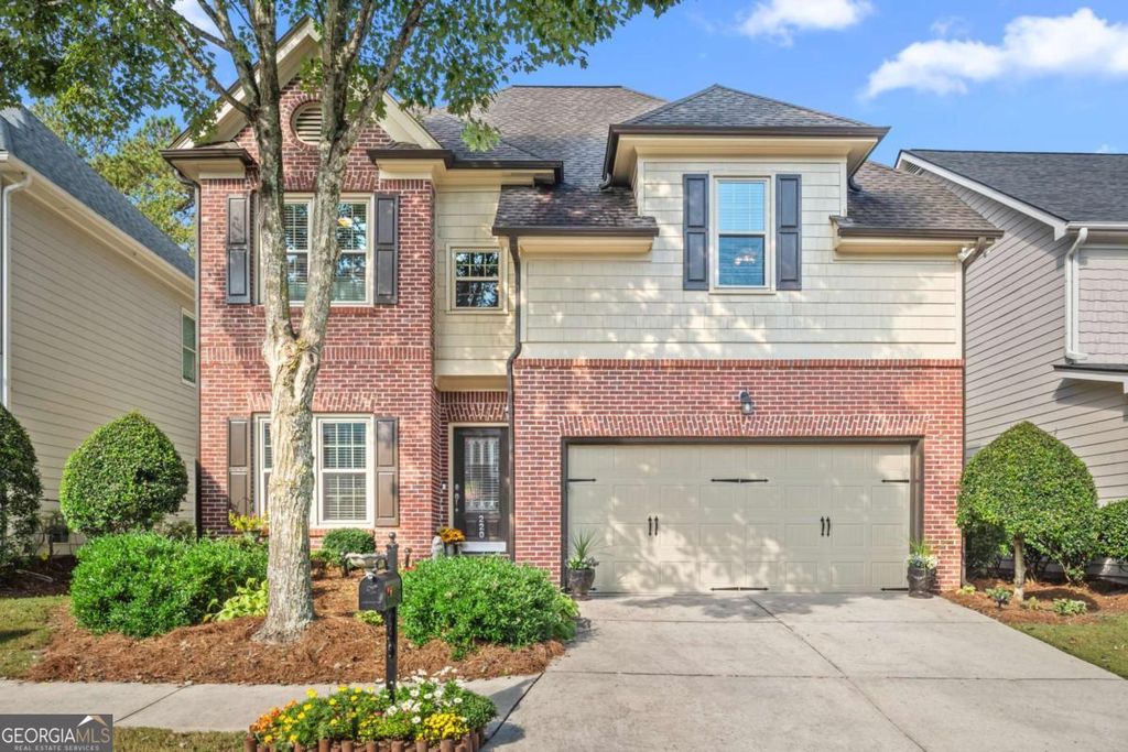 220 Water Oak Place, Alpharetta, GA 30009