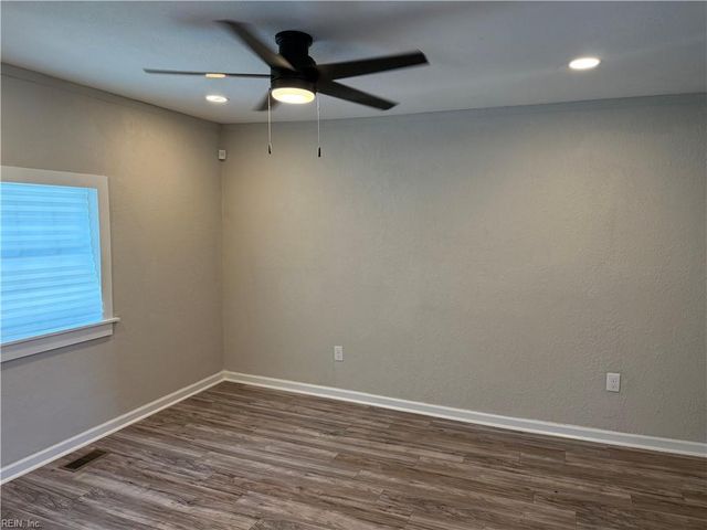 5612 Whaleyville BLVD, Suffolk, VA 23437