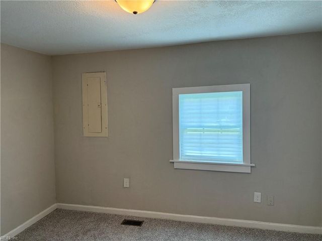 5612 Whaleyville BLVD, Suffolk, VA 23437