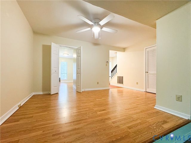 9717 Groundhog Dr, North Chesterfield, VA 23235