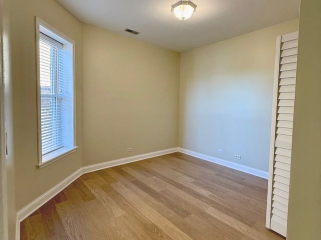 4652 N Saint Louis Avenue 3E, Chicago, IL 60625