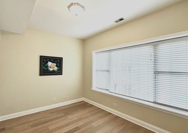 4652 N Saint Louis Avenue 3E, Chicago, IL 60625