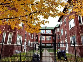 4652 N Saint Louis Avenue 3E, Chicago, IL 60625