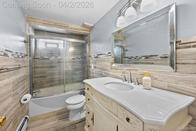 2616 Douglas Drive, Bloomfield Hills, MI 48304