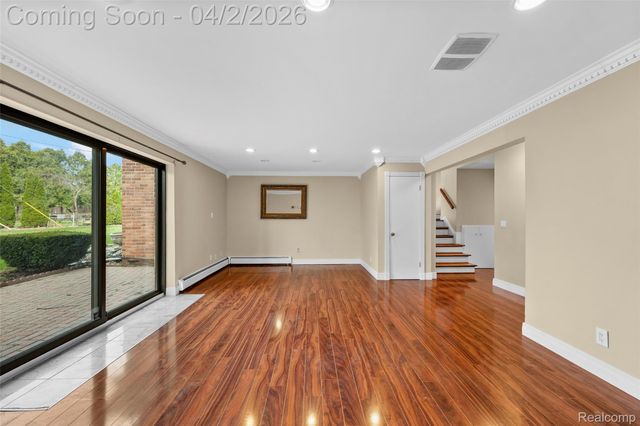 2616 Douglas Drive, Bloomfield Hills, MI 48304