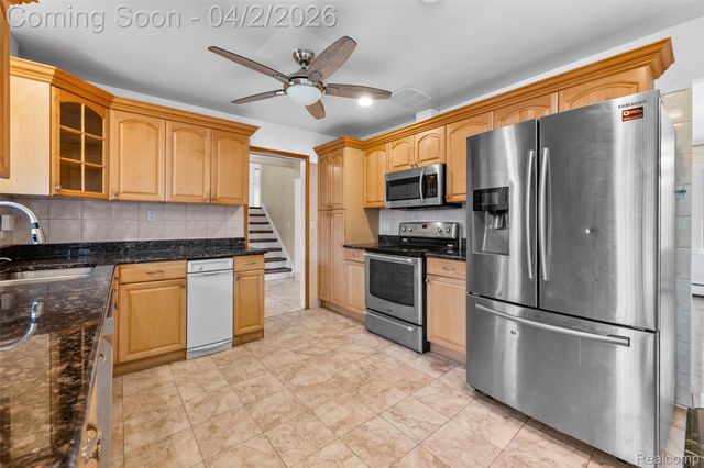 2616 Douglas Drive, Bloomfield Hills, MI 48304