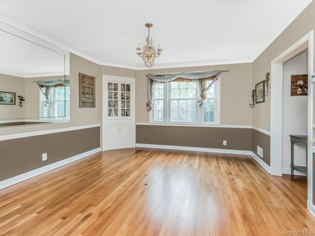 129 Jackson Avenue, Pelham, NY 10803