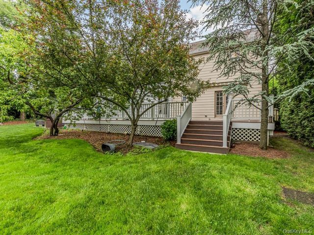 129 Jackson Avenue, Pelham, NY 10803
