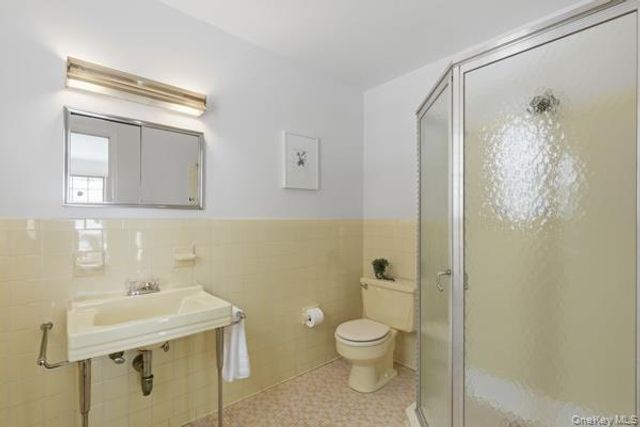 117 Crest Drive, Tarrytown, NY 10591