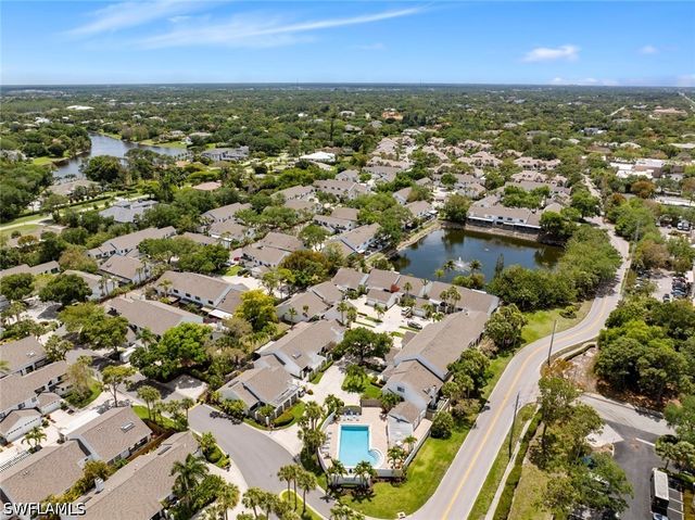 879 Meadowland DR C, Naples, FL 34108