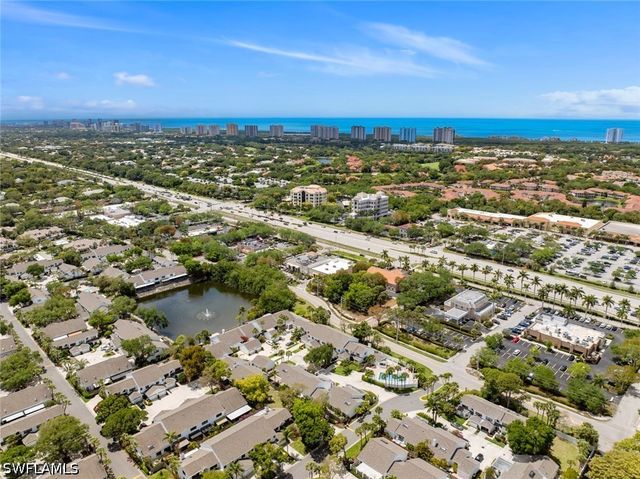 879 Meadowland DR C, Naples, FL 34108